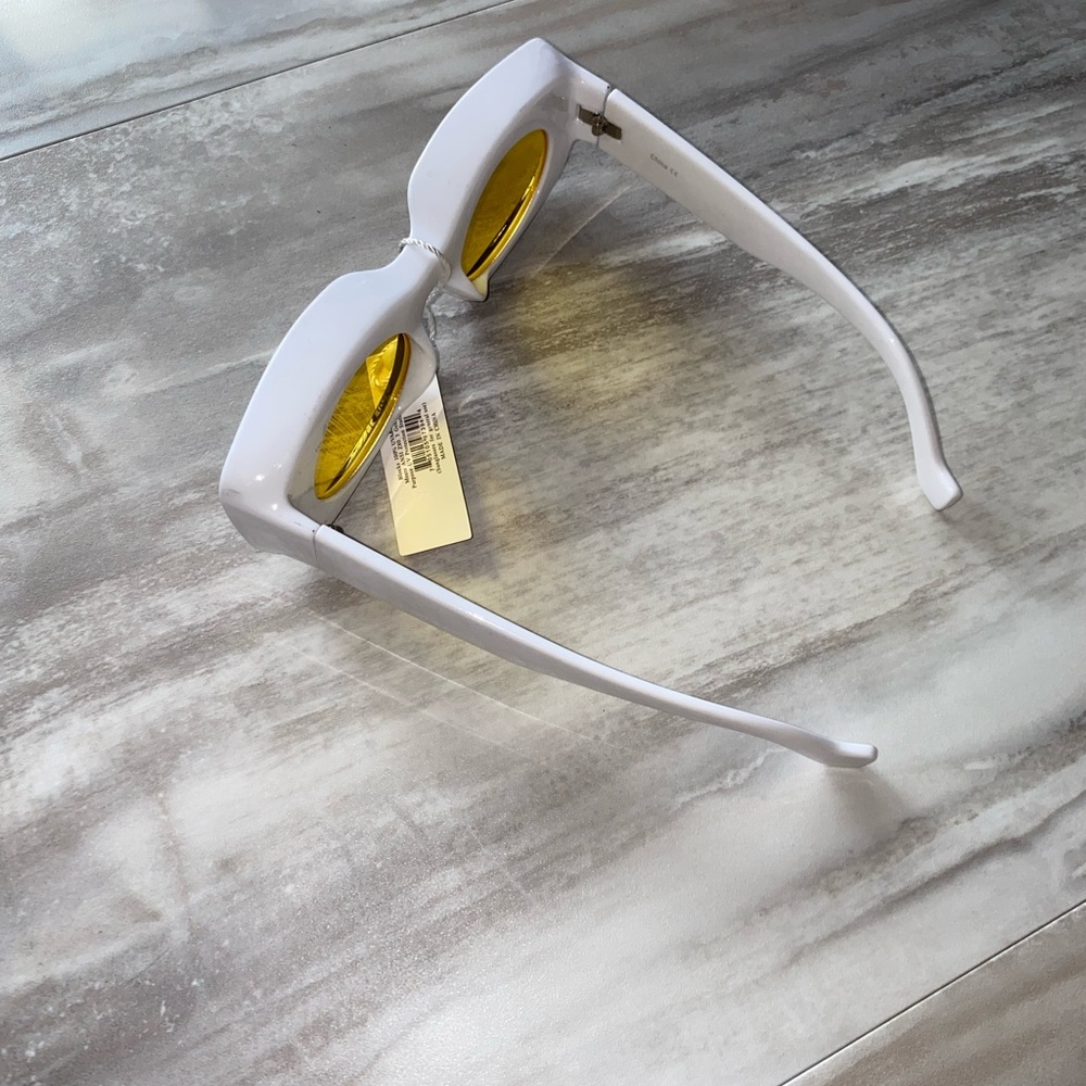 Retro Sunglasses - image 4